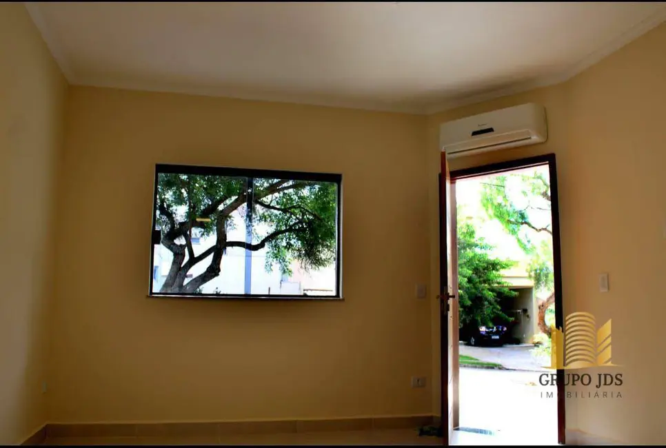 Casa com 3 quartos à venda, 110m2 em Loteamento Dinorá Rosa, Sorocaba - SP - imagem 3 Foto 3 de Casa com 3 quartos à venda, 110m2 em Loteamento Dinorá Rosa, Sorocaba - SP