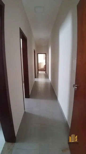Casa com 3 quartos à venda, 200m2 em Wanel Ville, Sorocaba - SP - imagem 5 Foto 5 de Casa com 3 quartos à venda, 200m2 em Wanel Ville, Sorocaba - SP