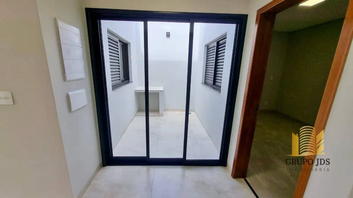 Casa com 3 quartos à venda, 154m2 em Horto Florestal, Sorocaba - SP - imagem 5 Foto 5 de Casa com 3 quartos à venda, 154m2 em Horto Florestal, Sorocaba - SP