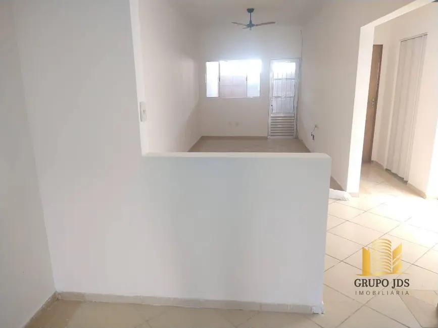 Foto 2 de Casa com 2 quartos à venda, 130m2 em Jardim Alpes de Sorocaba, Sorocaba - SP