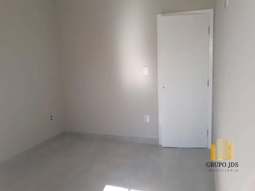 Casa com 2 quartos à venda, 140m2 em Residencial Cristal, Votorantim - SP - imagem 8 Foto 8 de Casa com 2 quartos à venda, 140m2 em Residencial Cristal, Votorantim - SP