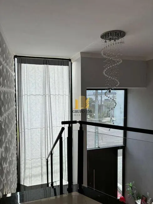 Sobrado com 3 quartos à venda, 200m2 em Jardim Novo Horizonte, Sorocaba - SP - imagem 6 Foto 6 de Sobrado com 3 quartos à venda, 200m2 em Jardim Novo Horizonte, Sorocaba - SP