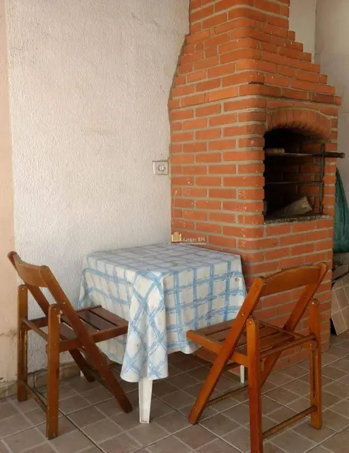 Casa com 3 quartos à venda, 300m2 em Jardim Jatobá, Sorocaba - SP - imagem 7 Foto 7 de Casa com 3 quartos à venda, 300m2 em Jardim Jatobá, Sorocaba - SP