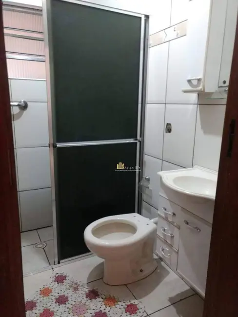 Casa com 3 quartos à venda, 300m2 em Jardim Jatobá, Sorocaba - SP - imagem 6 Foto 6 de Casa com 3 quartos à venda, 300m2 em Jardim Jatobá, Sorocaba - SP