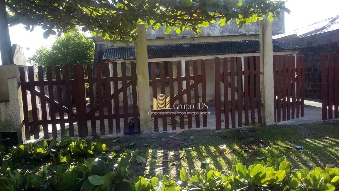 Foto 1 de Casa com 2 quartos à venda, 250m2 em Ilha Comprida - SP