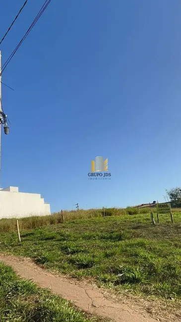 Foto 1 de Terreno / Lote à venda, 169m2 em Lopes de Oliveira, Sorocaba - SP