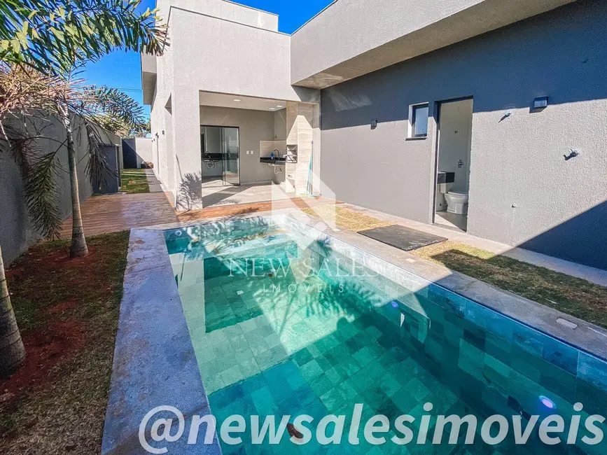 Foto 3 de Casa com 3 quartos à venda, 360m2 em Senador Canedo - GO