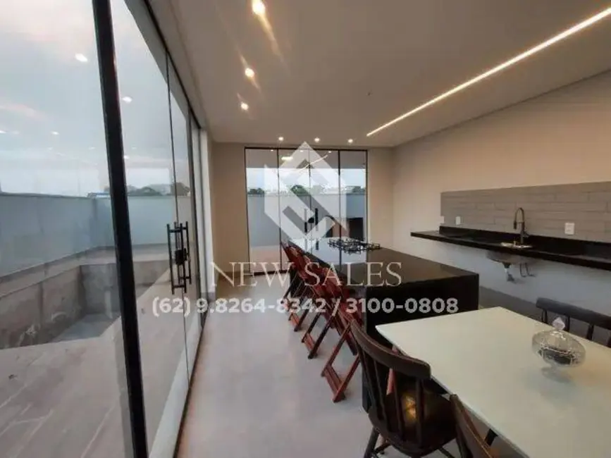 Foto 2 de Casa de Condomínio com 3 quartos à venda, 260m2 em Residencial Condomínio Jardim Veneza, Senador Canedo - GO