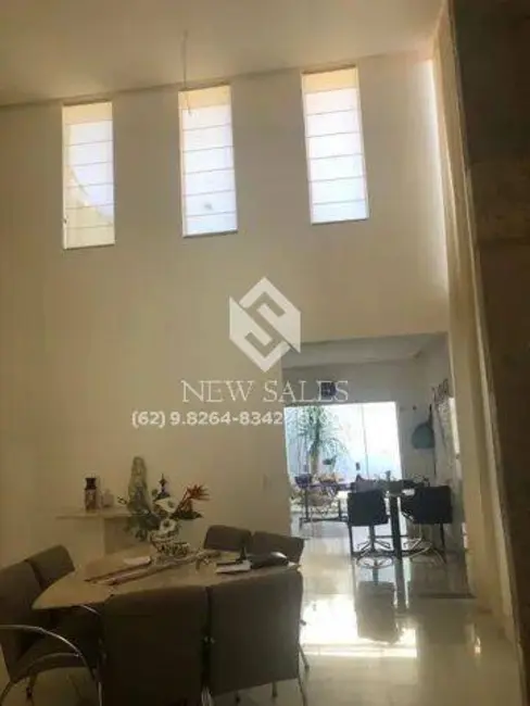 Foto 3 de Casa de Condomínio com 3 quartos à venda, 220m2 em Jardim Atlântico, Goiania - GO