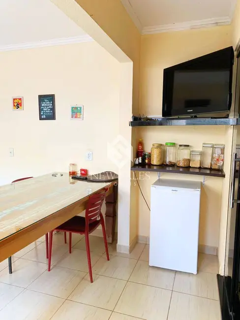 Foto 2 de Sobrado com 5 quartos à venda, 180m2 em Setor Jaó, Goiania - GO