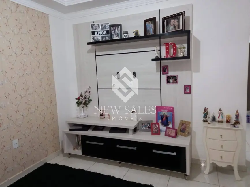 Foto 2 de Casa com 2 quartos à venda, 150m2 em Jardim Balneário Meia Ponte, Goiania - GO