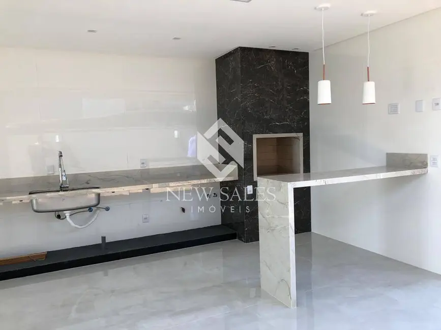 Foto 9 de Casa com 4 quartos à venda, 377m2 em Jardins Lisboa, Goiania - GO