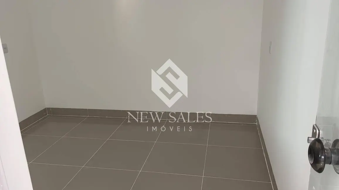 Foto 3 de Casa com 2 quartos à venda, 200m2 em Goianira - GO