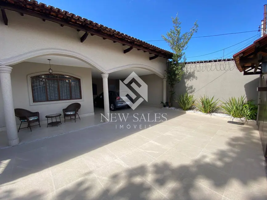 Casa com 3 quartos à venda, 360m2 em Jardim Santo Antônio, Goiania - GO - imagem 1 Foto 1 de Casa com 3 quartos à venda, 360m2 em Jardim Santo Antônio, Goiania - GO