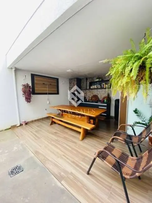 Foto 1 de Apartamento com 2 quartos à venda, 150m2 em Parque das Flores, Goiania - GO