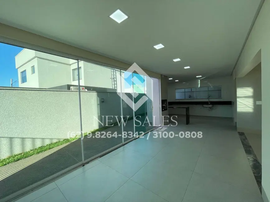 Casa de Condomínio com 4 quartos à venda, 349m2 em Senador Canedo - GO - imagem 3 Foto 3 de Casa de Condomínio com 4 quartos à venda, 349m2 em Senador Canedo - GO