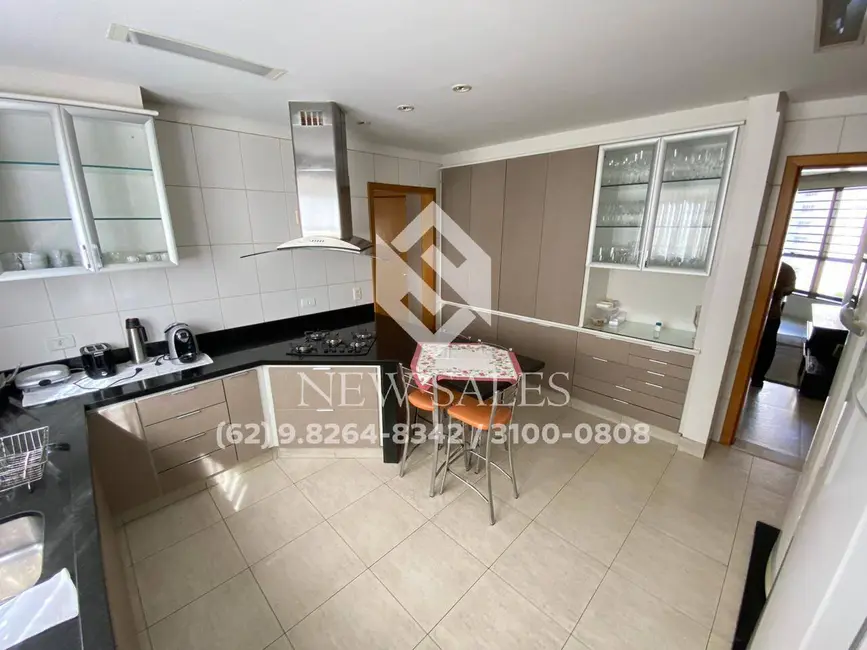 Apartamento com 4 quartos à venda, 230m2 em Setor Oeste, Goiania - GO - imagem 8 Foto 8 de Apartamento com 4 quartos à venda, 230m2 em Setor Oeste, Goiania - GO