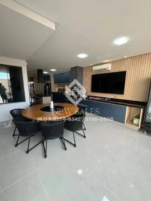 Foto 3 de Casa com 3 quartos à venda, 160m2 em Vila Rosa, Goiania - GO