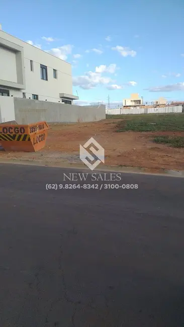 Foto 2 de Terreno / Lote à venda, 423m2 em Goiania - GO
