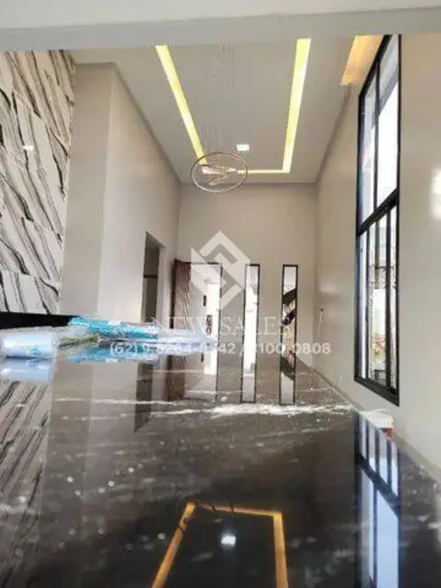 Casa com 3 quartos à venda, 150m2 em Senador Canedo - GO - imagem 8 Foto 8 de Casa com 3 quartos à venda, 150m2 em Senador Canedo - GO