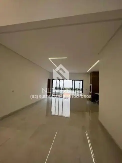 Casa com 4 quartos à venda, 246m2 em Residencial Condomínio Jardim Veneza, Senador Canedo - GO - imagem 5 Foto 5 de Casa com 4 quartos à venda, 246m2 em Residencial Condomínio Jardim Veneza, Senador Canedo - GO