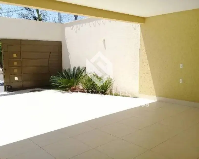 Foto 2 de Casa com 3 quartos à venda, 150m2 em Parque Amazônia, Goiania - GO