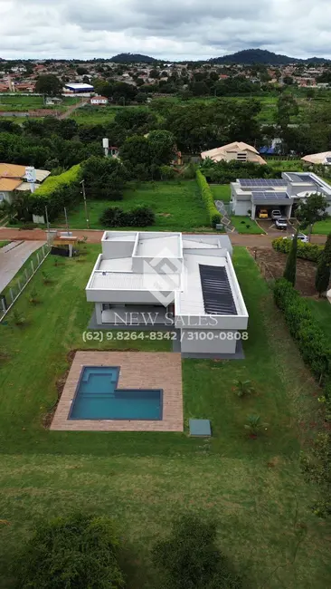 Foto 3 de Casa com 3 quartos à venda, 280m2 em Goianira - GO