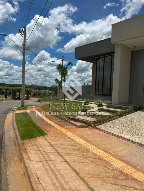 Foto 4 de Casa com 3 quartos à venda, 264m2 em Condomínio Parque dos Cisnes, Goiania - GO