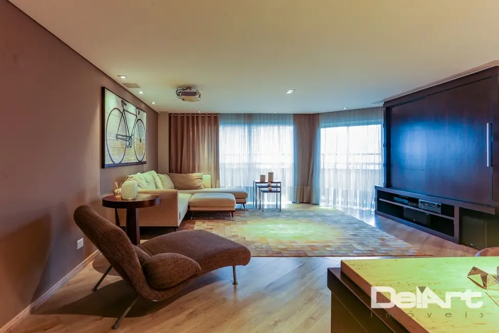 Foto 5 de Apartamento com 4 quartos à venda, 304m2 em Água Verde, Curitiba - PR