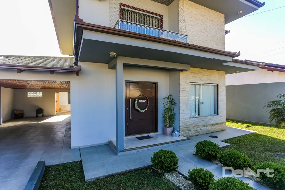 Foto 2 de Casa com 4 quartos à venda, 400m2 em Rio Negro - PR