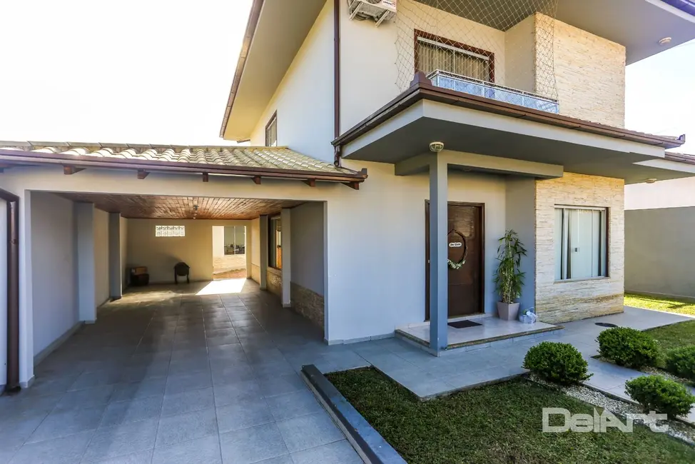 Foto 3 de Casa com 4 quartos à venda, 400m2 em Rio Negro - PR