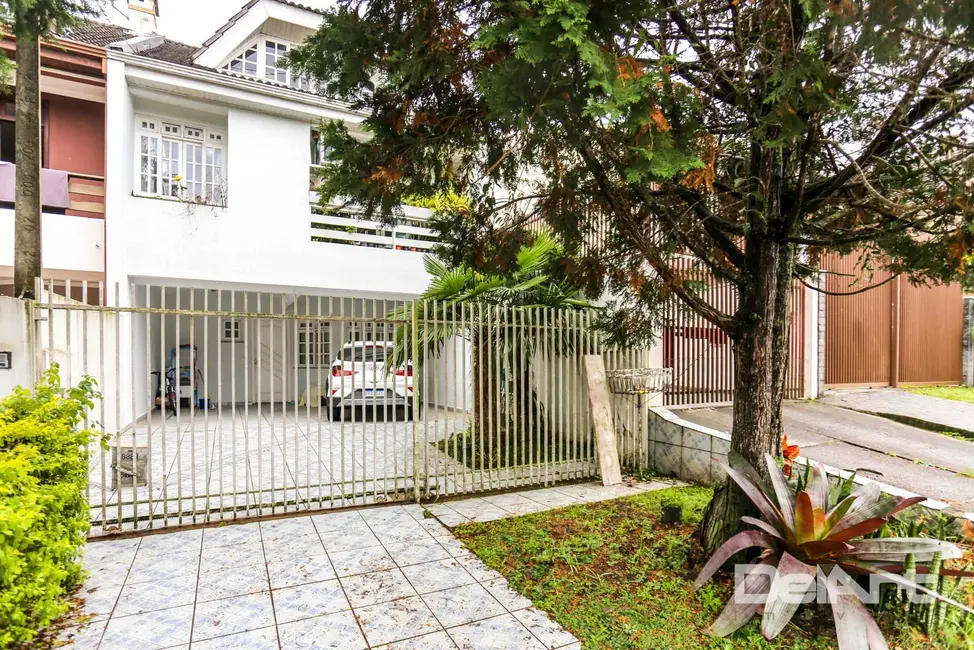 Foto 1 de Sobrado com 4 quartos à venda, 120m2 em Jardim das Américas, Curitiba - PR