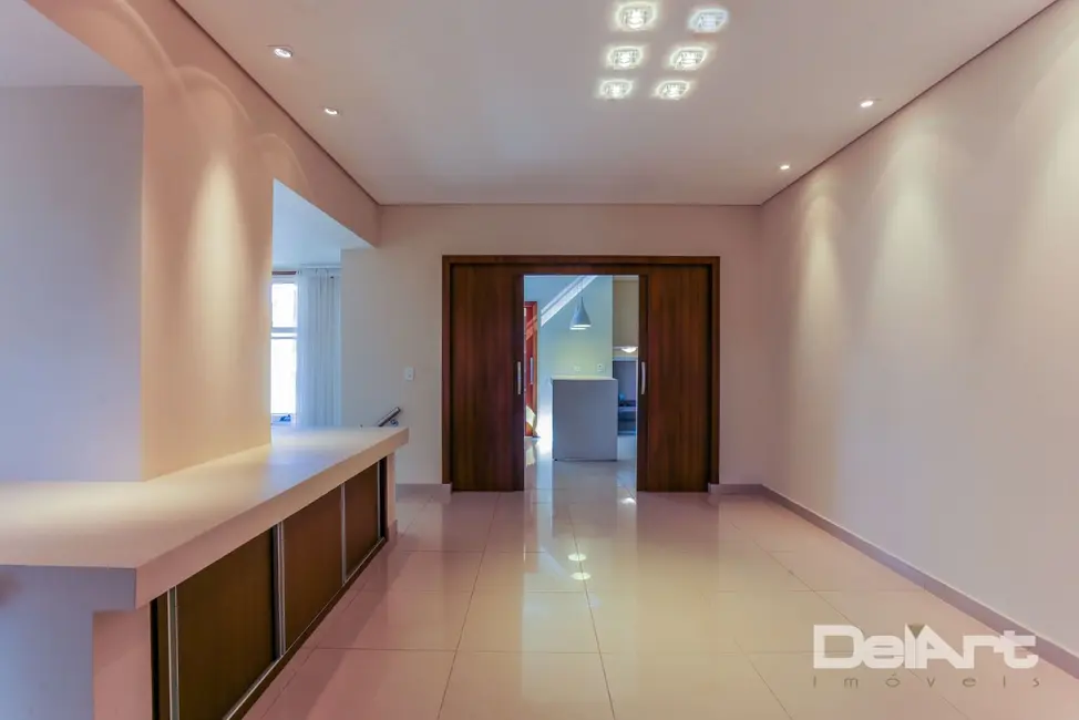 Casa de Condomínio com 4 quartos à venda, 751m2 em Santa Cândida, Curitiba - PR - imagem 8 Foto 8 de Casa de Condomínio com 4 quartos à venda, 751m2 em Santa Cândida, Curitiba - PR