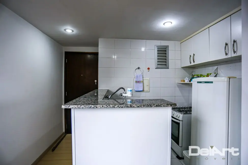 Foto 4 de Kitnet com 1 quarto à venda, 45m2 em Centro, Curitiba - PR