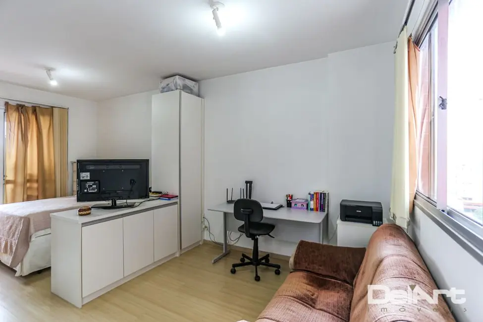 Foto 6 de Kitnet com 1 quarto à venda, 45m2 em Centro, Curitiba - PR