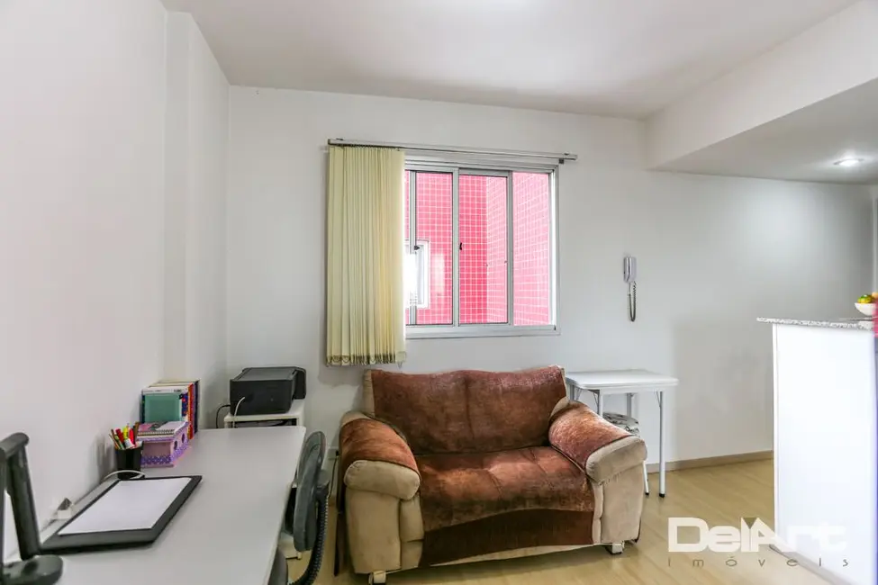Foto 8 de Kitnet com 1 quarto à venda, 45m2 em Centro, Curitiba - PR
