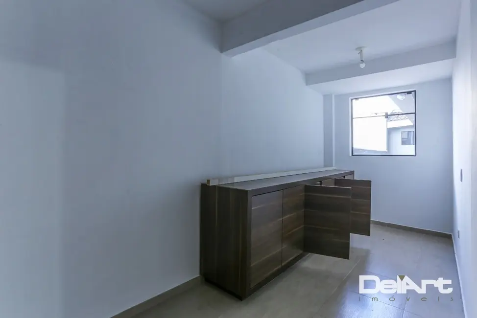 Casa com 3 quartos à venda, 465m2 em Santo Inácio, Curitiba - PR - imagem 9 Foto 9 de Casa com 3 quartos à venda, 465m2 em Santo Inácio, Curitiba - PR