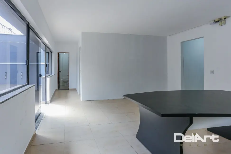 Casa com 3 quartos à venda, 465m2 em Santo Inácio, Curitiba - PR - imagem 3 Foto 3 de Casa com 3 quartos à venda, 465m2 em Santo Inácio, Curitiba - PR