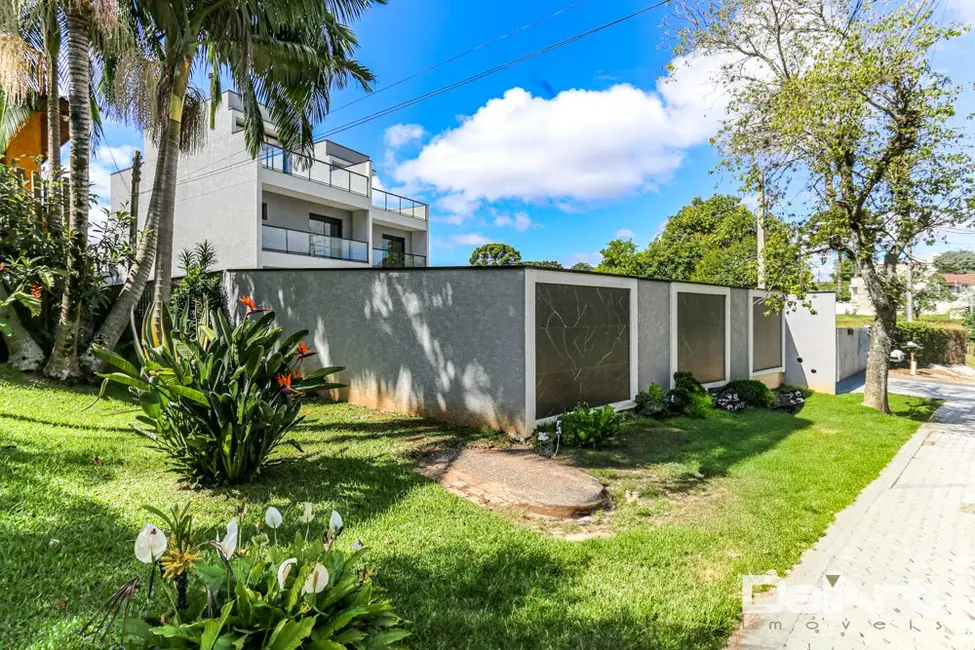 Foto 1 de Sobrado com 3 quartos à venda, 160m2 em Bom Retiro, Curitiba - PR
