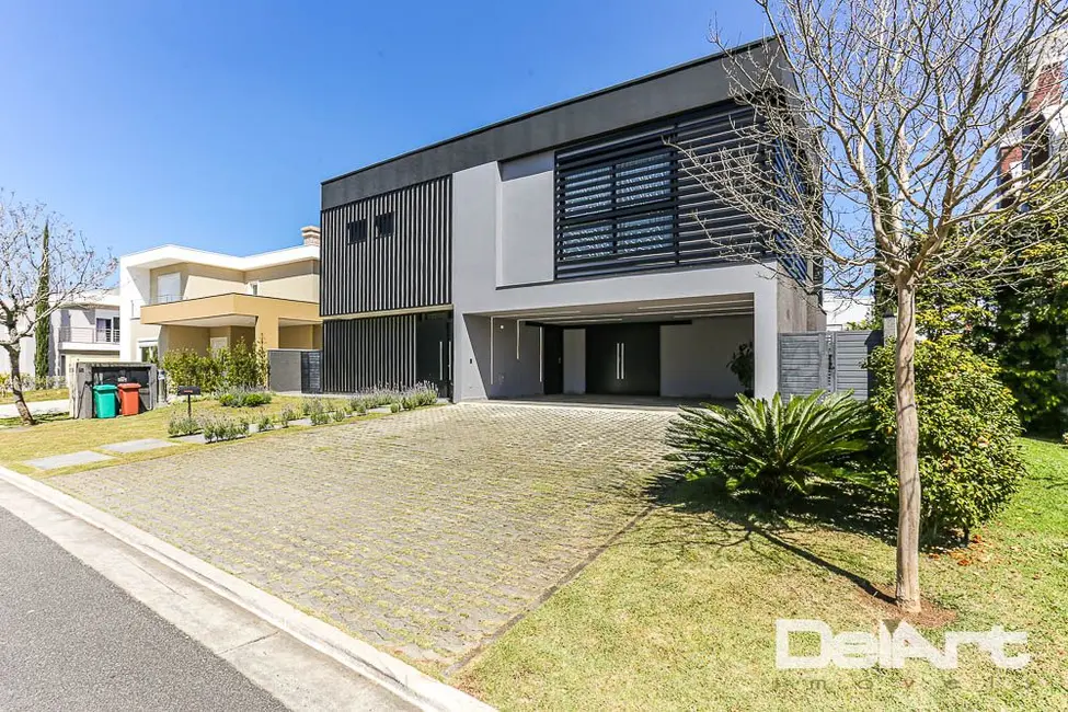 Foto 2 de Casa de Condomínio com 5 quartos à venda, 718m2 em Pinhais - PR