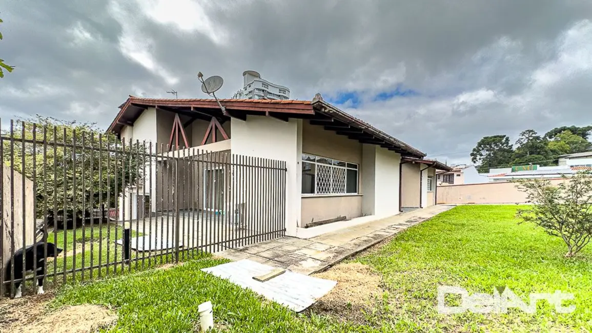 Foto 1 de Casa com 5 quartos à venda, 1040m2 em Mafra - SC