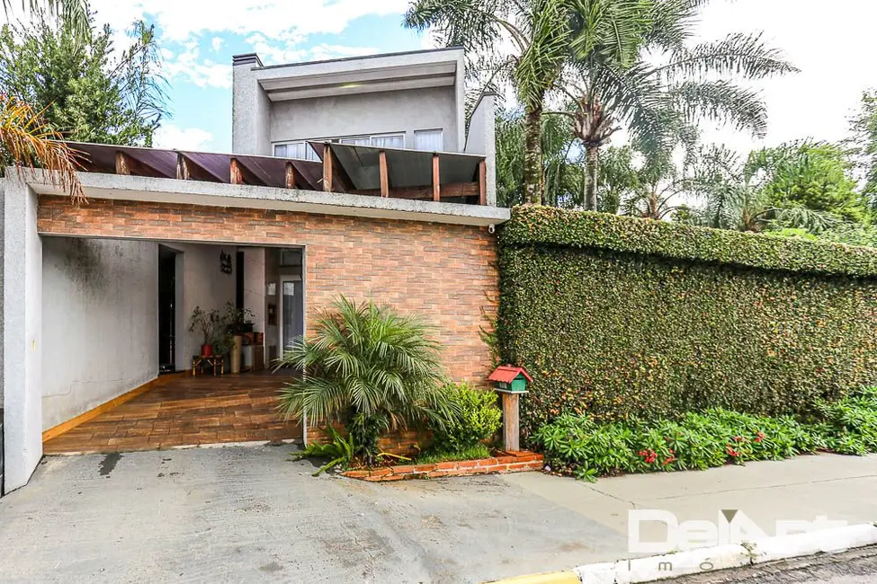 Foto 1 de Sobrado com 3 quartos à venda, 102m2 em Rio Negro - PR
