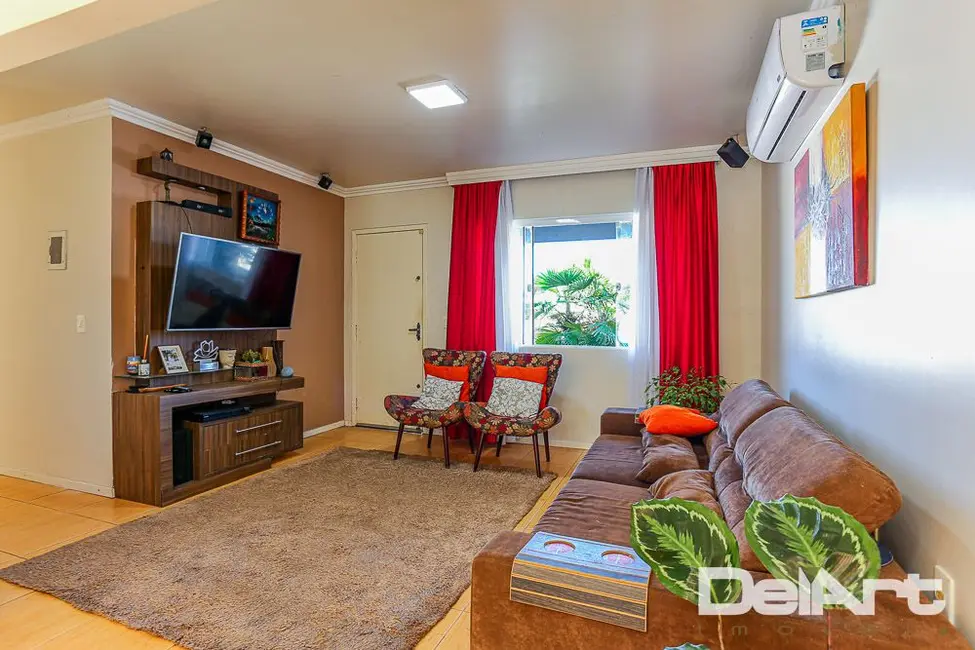 Foto 3 de Casa com 3 quartos à venda, 646m2 em Rio Negro - PR