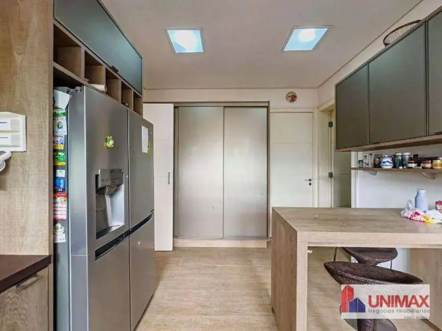 Foto 9 de Casa de Condomínio com 4 quartos à venda, 560m2 em Barueri - SP