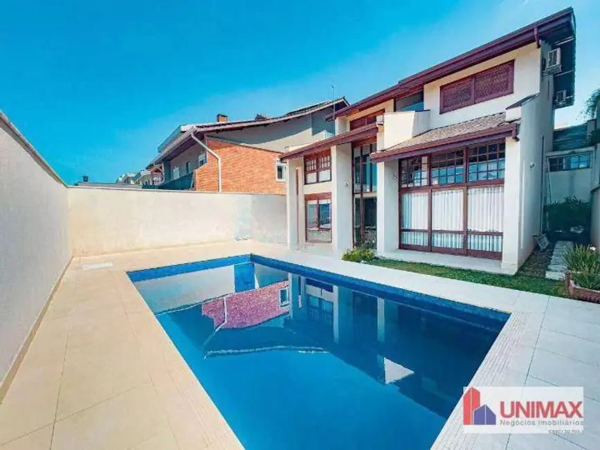 Foto 4 de Casa de Condomínio com 3 quartos à venda, 360m2 em Santana De Parnaiba - SP