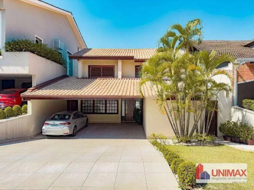 Foto 2 de Casa de Condomínio com 3 quartos à venda, 360m2 em Santana De Parnaiba - SP