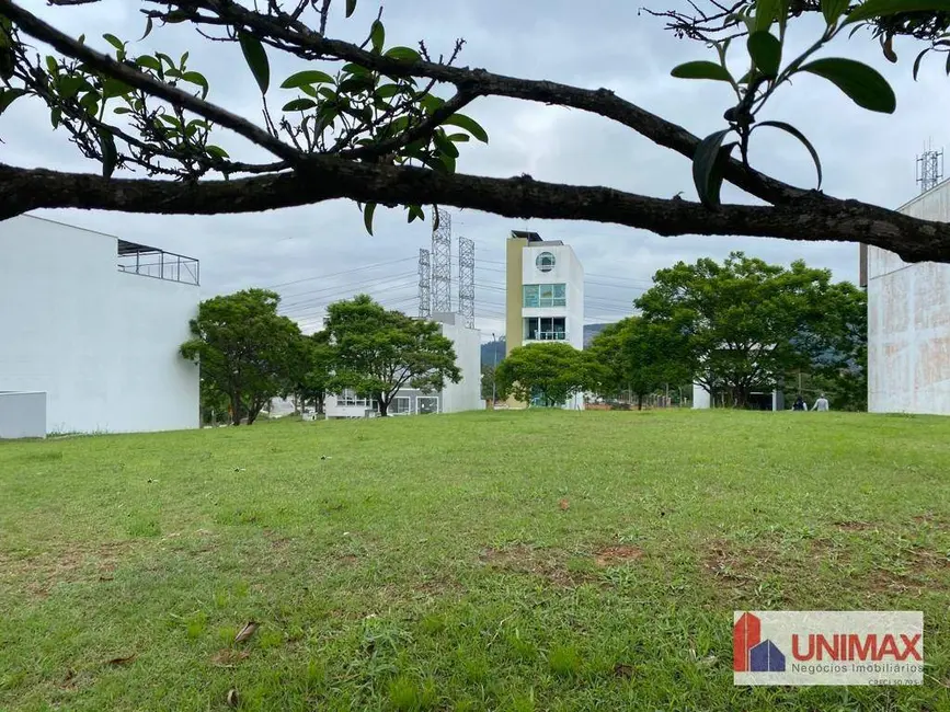 Foto 3 de Terreno / Lote à venda, 300m2 em Santana De Parnaiba - SP