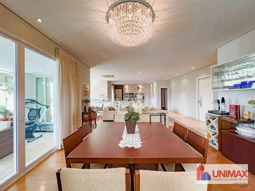 Apartamento com 3 quartos à venda e para alugar, 322m2 em Santana De Parnaiba - SP - imagem 9 Foto 9 de Apartamento com 3 quartos à venda e para alugar, 322m2 em Santana De Parnaiba - SP