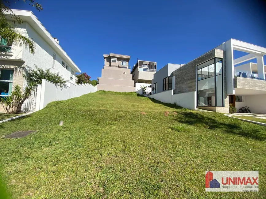 Foto 1 de Terreno / Lote à venda, 490m2 em Santana De Parnaiba - SP