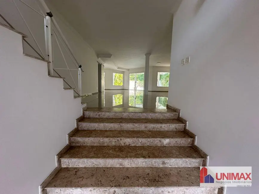 Foto 3 de Casa de Condomínio com 4 quartos para alugar, 720m2 em Barueri - SP